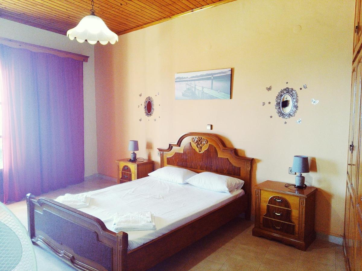 Traditional Panoramic Sea View House Lákones Esterno foto